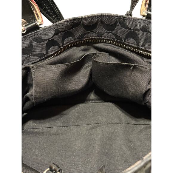 Coach Y2K Black Signature Pleated Soho Canvas and Leather Shoulder Bag F13742 - Picture 13 of 13